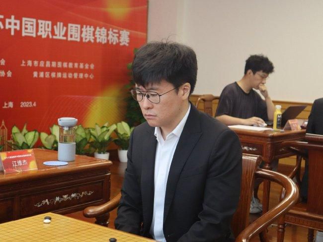咨询所的老板